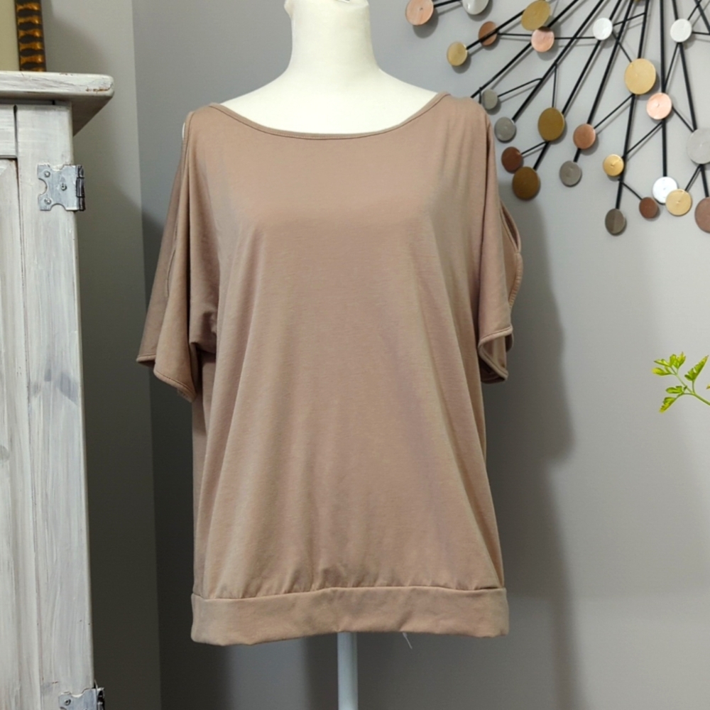 NWOT Boutique Top Rouched Open Shoulder XL Beige